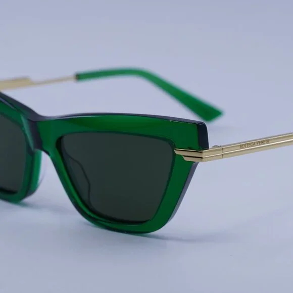 Bottega Veneta BV1241S 003 Sunglasses Green/Gold Cat Eye Frame, Green Lenses
